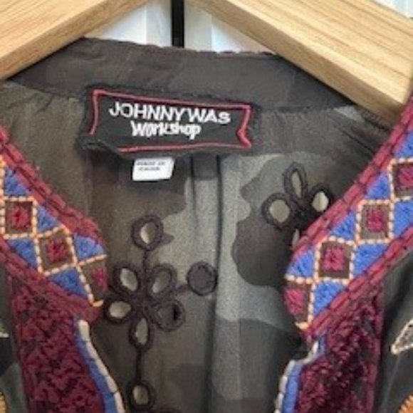 Johnny Was Women's Blouse - Picture 2 of 4